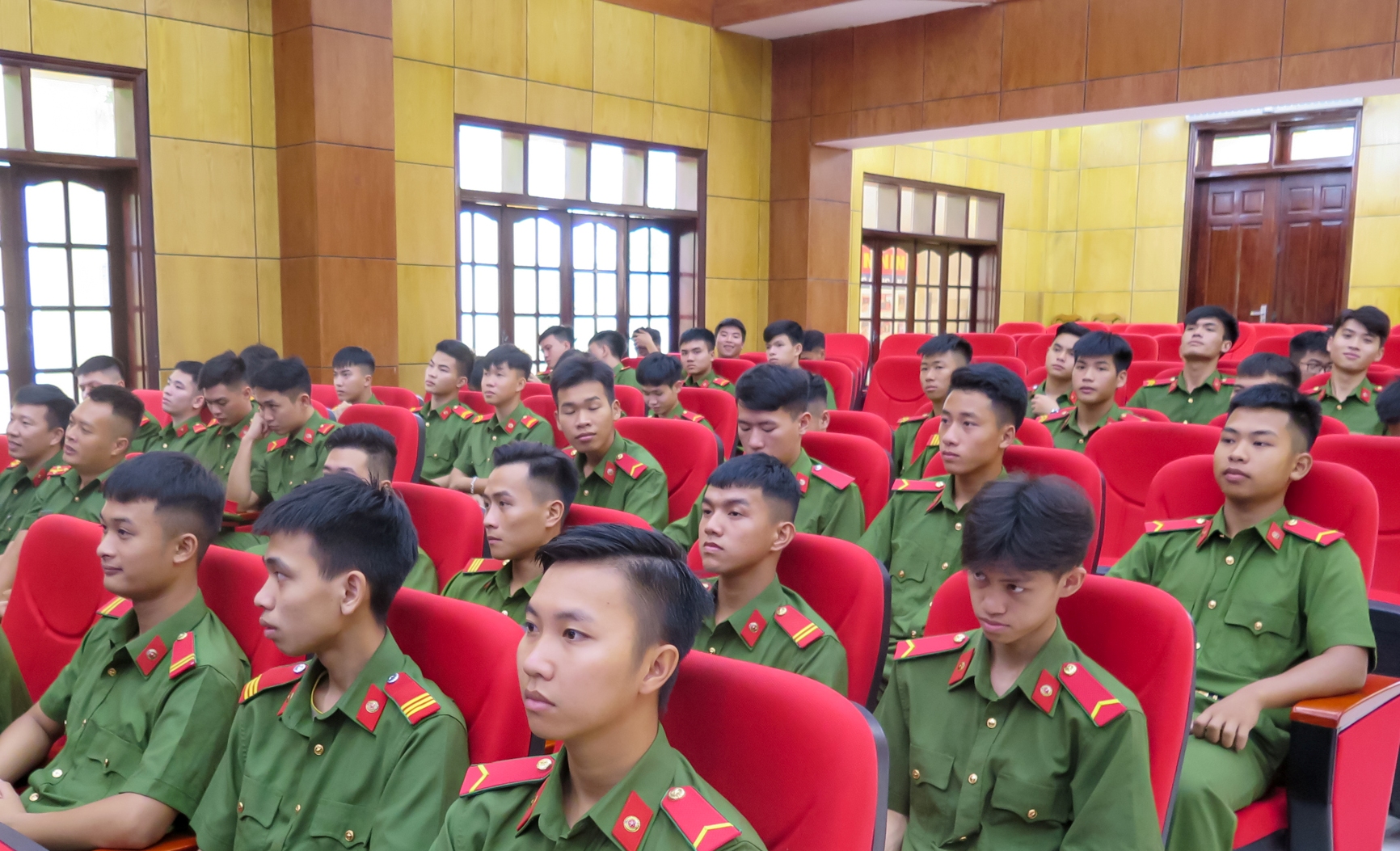 Tuyên truyền dạy nghề, hỗ trợ việc làm cho hạ sỹ quan, Chiến sĩ nghĩa vụ Công an nhân dân xuất ngũ